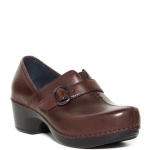 Dansko Tamara Clogs Brown Leather Comfort Shoes 8